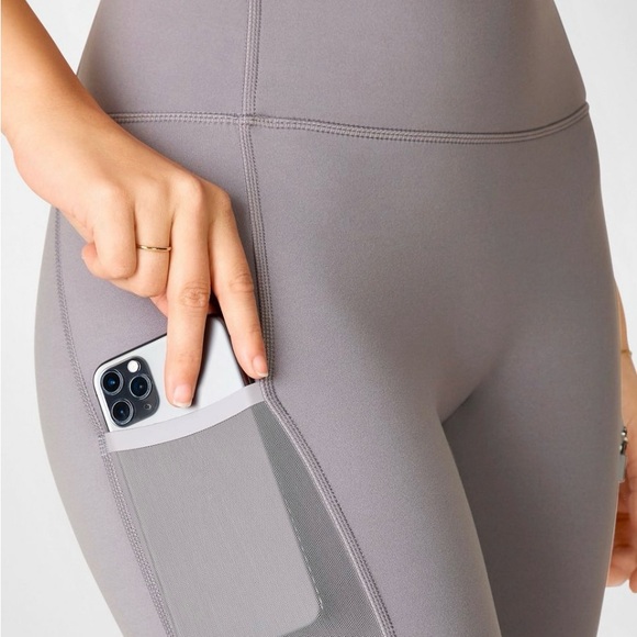 Fabletics Motion 365 Size Large Leggings - Picture 3 of 15